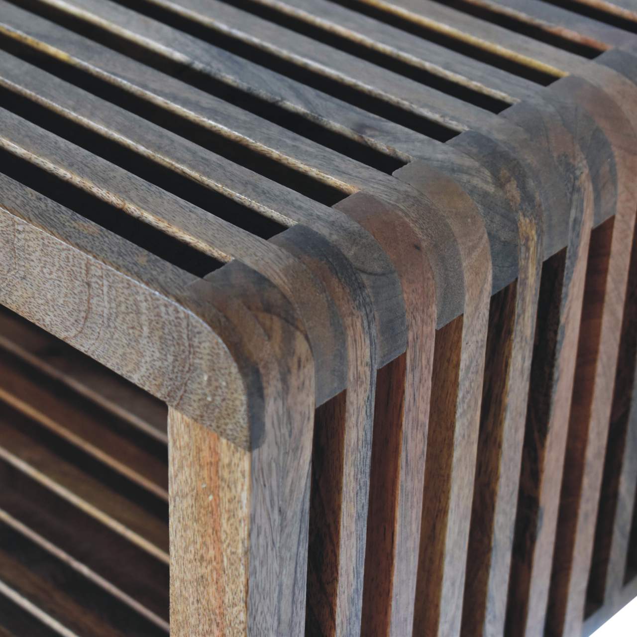 Soba Floating Bedside